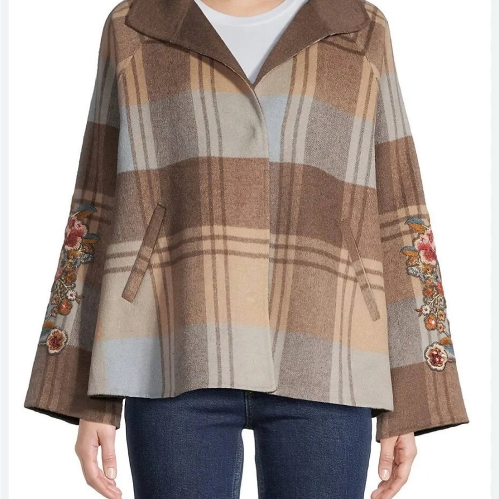 Johnny Was Joanna Plaid Women's jacket with Floral Embroidery. Size small